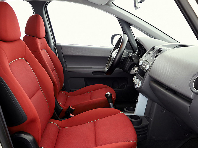 Mitsubishi Colt Elegance 1.3 70kW Tallina - foto 6