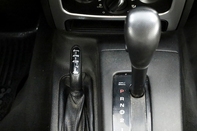 Jeep Cherokee Limited ATM 2.8 CRD 110kW Tallina - foto 8