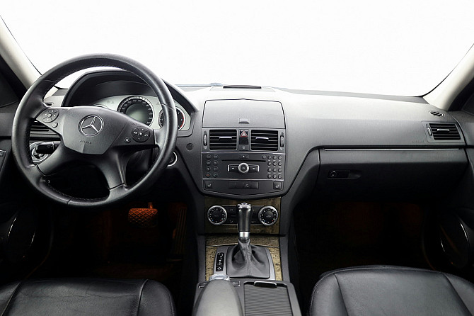 Mercedes-Benz C 220 AMG ATM 2.1 CDI 125kW Tallina - foto 5