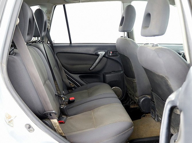 Toyota RAV4 Linea Sol Facelift 4x4 2.0 110kW Tallina - foto 7