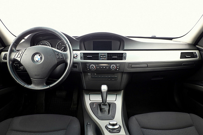 BMW 320 Touring Facelift ATM 2.0 D 130kW Tallina - foto 5