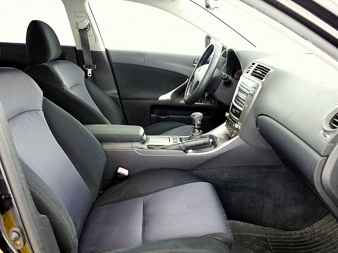 Lexus IS 220 Comfort 2.2 D 130kW Tallina - foto 6