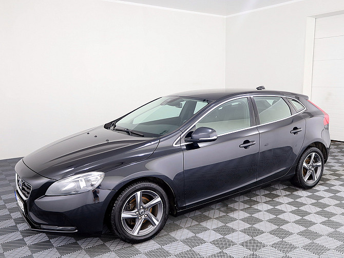 Volvo V40 Momemtum 1.6 D4 84kW Tallina - foto 2