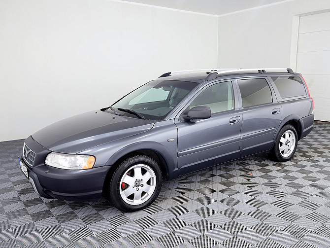 Volvo XC70 Summum Facelift ATM 2.4 D5 136kW Tallina - foto 2