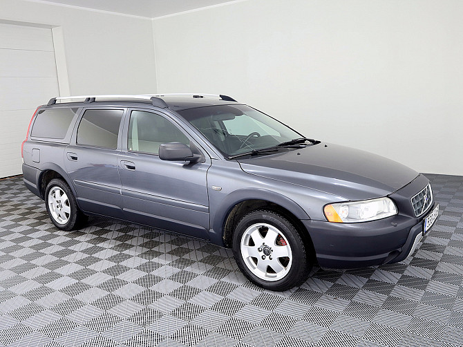 Volvo XC70 Summum Facelift ATM 2.4 D5 136kW Tallina - foto 1