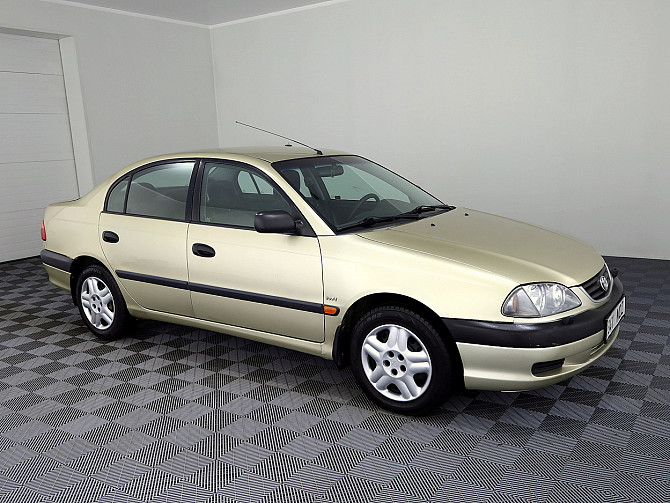 Toyota Avensis Linea Sol A-C 1.6 81kW Таллин - изображение 1