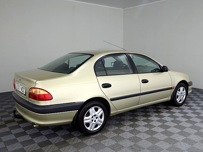 Toyota Avensis Linea Sol A-C 1.6 81kW Таллин - изображение 3