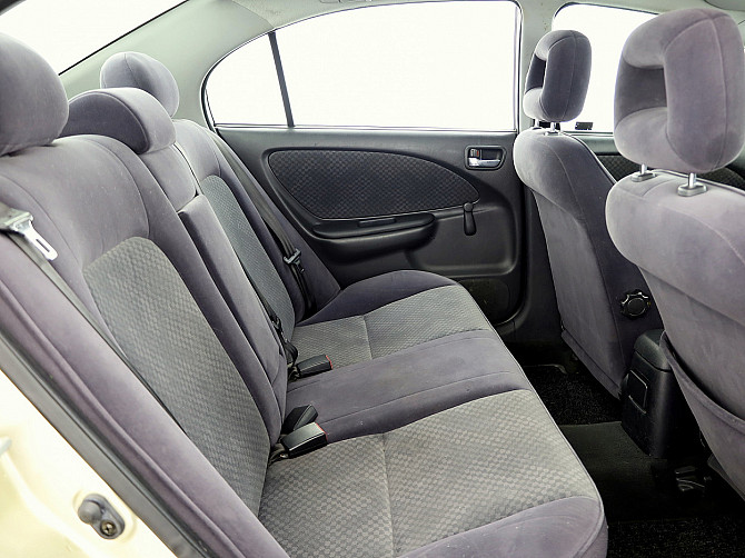 Toyota Avensis Linea Sol A-C 1.6 81kW Таллин - изображение 7