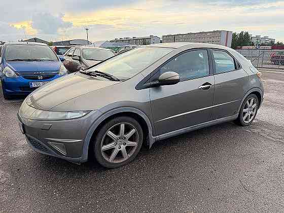 Honda Civic Elegance 1.8 103kW Tallina