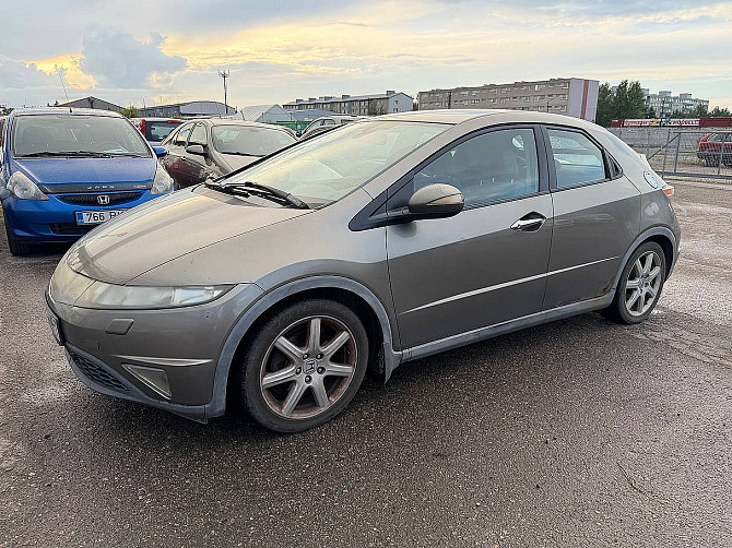 Honda Civic Elegance 1.8 103kW Tallina - foto 2