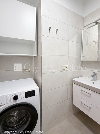 Pagalma māja, slēgts pagalms, iežogota teritorija, logi vērsti uz ielas pusi, studio tipa, Rīga - foto 8