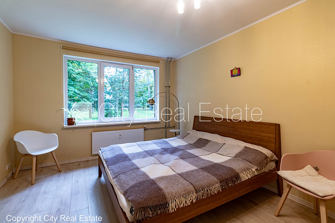Renovēta māja, slēgts pagalms, iežogota teritorija, vieta automašīnai, kāpņu telpa pēc Jūrmala - foto 8