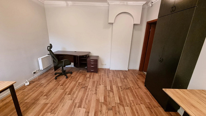 Izīrē darba telpu Rīgā, Teikā. Ērta un lieliski izplānota 19 m² telpa ilgtermiņa nomai. Lieliska... Rīga - foto 3