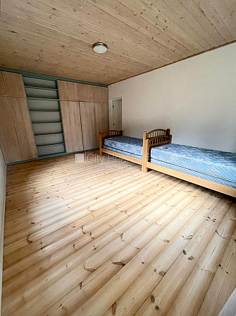 Renovēta māja, labiekārtota apzaļumota teritorija, iežogota teritorija, vieta automašīnai, Jūrmala - foto 13