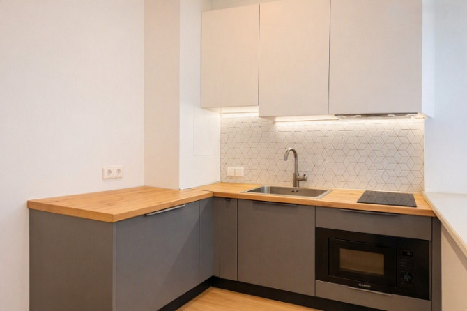 Izīrē studio dzīvokli pašša Rīgas centrā!  Piedāvājumā ir elegants, dzīvoklis ar Rīga - foto 3