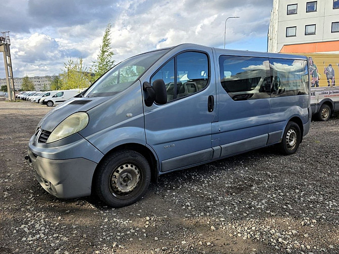 Renault Trafic Passenger Facelift 2.0 dCi 84kW Tallina - foto 5