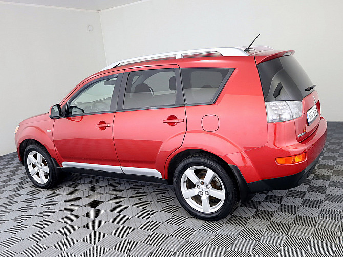 Mitsubishi Outlander Comfort 4x4 ATM 2.4 125kW Tallina - foto 4