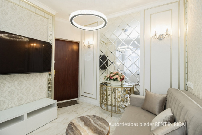 Pārdošanā elegants un pārdomāti iekārtots 1-istabas dzīvoklis Dzirciemā.  Dzīvokļa Rīga - foto 1