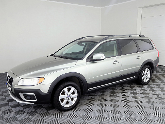 Volvo XC70 Summum ATM 2.4 D5 136kW Tallina - foto 2
