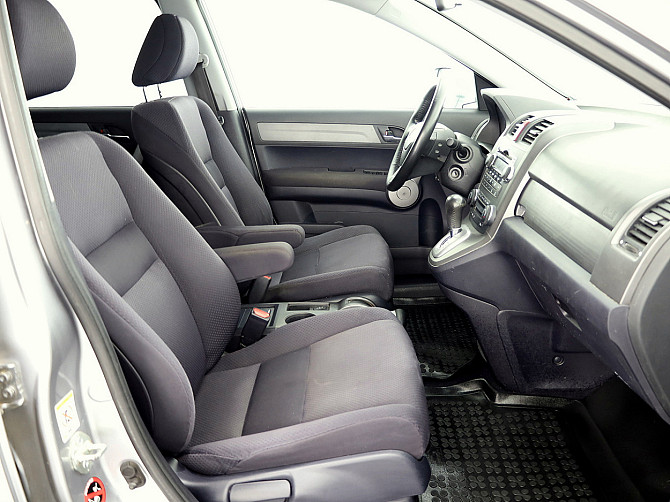 Honda CR-V Elegance ATM 2.0 110kW Таллин - изображение 6