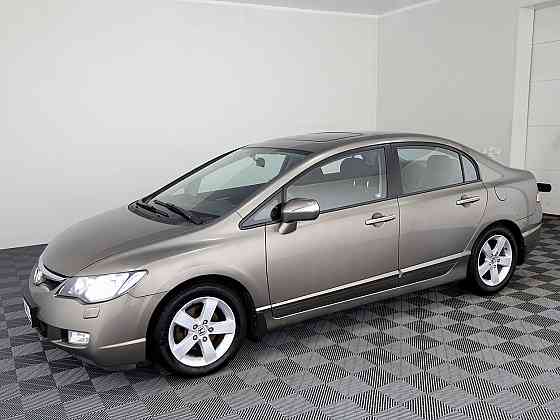 Honda Civic Elegance 1.8 103kW Tallina