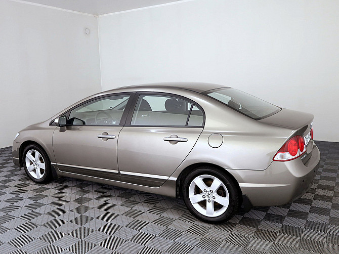 Honda Civic Elegance 1.8 103kW Tallina - foto 4