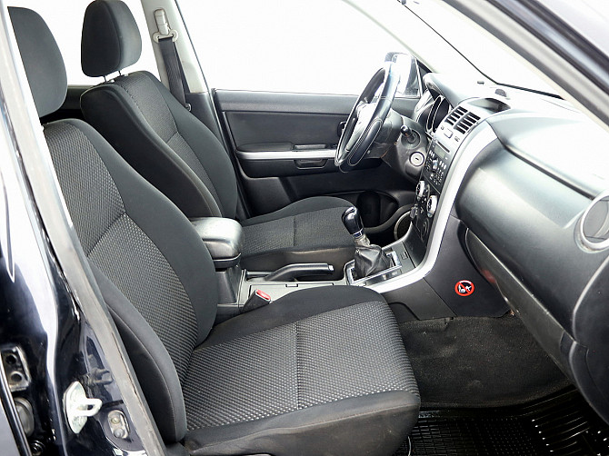 Suzuki Grand Vitara Comfort 4x4 1.9 DDIS 95kW Tallina - foto 6