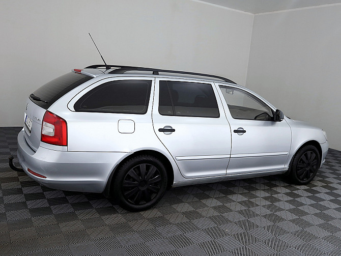 Skoda Octavia Comfortline Facelift 1.2 77kW Tallina - foto 3
