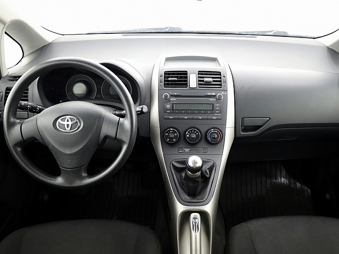 Toyota Auris Linea Sol A-C 1.4 71kW Таллин - изображение 5