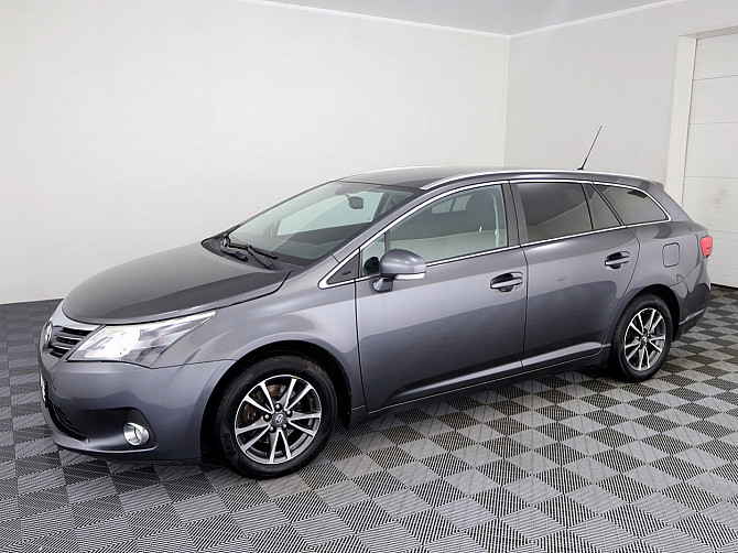 Toyota Avensis Linea Sol Facelift 2.0 D-4D 91kW Tallina - foto 2
