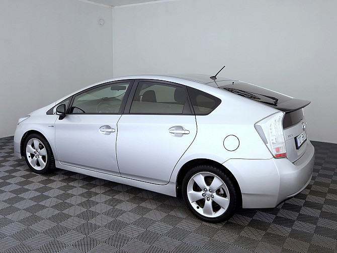 Toyota Prius Linea Sol Facelift 1.8 73kW Tallina - foto 4