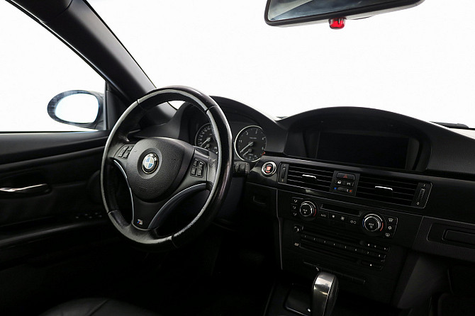 BMW 330 Cabrio ATM 3.0 D 170kW Таллин - изображение 7