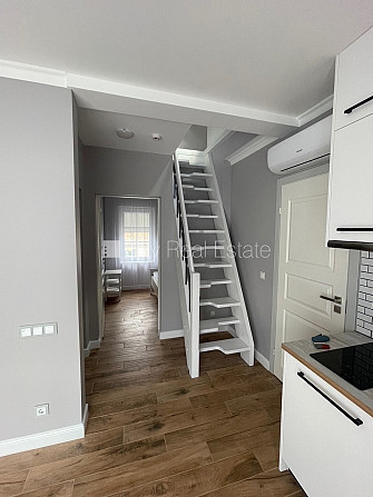 Renovēta māja, labiekārtots apzaļumots pagalms, vieta automašīnai, terase, guļamistabu Jūrmala - foto 9