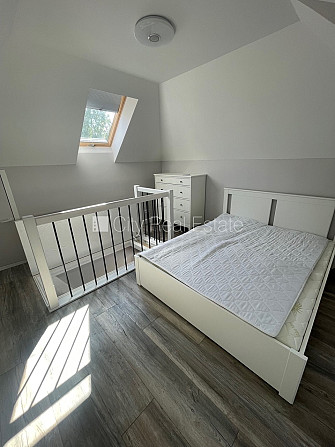 Renovēta māja, labiekārtots apzaļumots pagalms, vieta automašīnai, terase, guļamistabu Jūrmala - foto 7