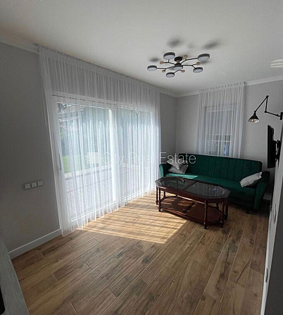 Renovēta māja, labiekārtots apzaļumots pagalms, vieta automašīnai, terase, guļamistabu Jūrmala - foto 10