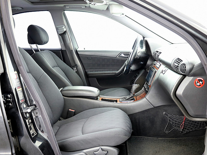 Mercedes-Benz C 220 Classic ATM 2.1 CDI 105kW Таллин - изображение 6