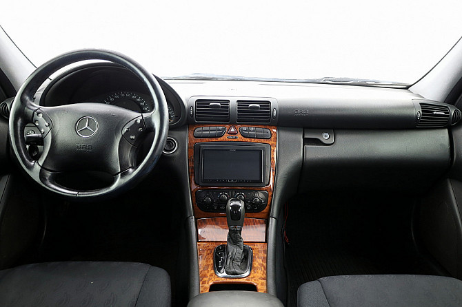 Mercedes-Benz C 220 Classic ATM 2.1 CDI 105kW Таллин - изображение 5