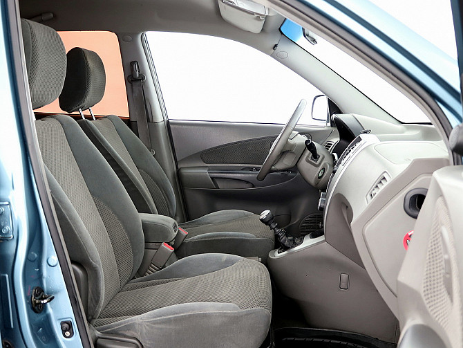 Hyundai Tucson Comfort 4x4 2.0 CRDi 103kW Таллин - изображение 6