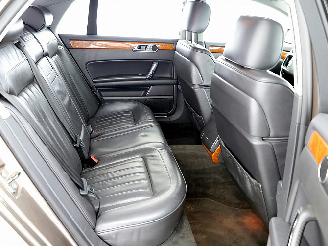 Volkswagen Phaeton Highline Facelift 3.0 TDI 171kW Таллин - изображение 7