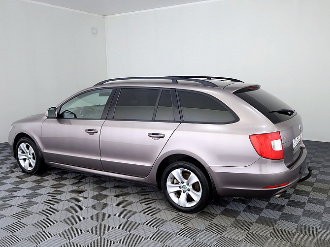 Skoda Superb Comfortline ATM 1.8 TSI 118kW Tallina - foto 4