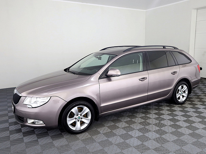 Skoda Superb Comfortline ATM 1.8 TSI 118kW Tallina - foto 2