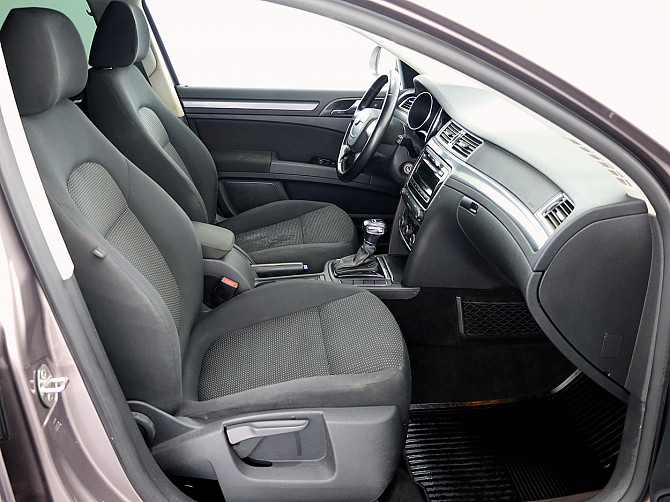Skoda Superb Comfortline ATM 1.8 TSI 118kW Tallina - foto 6