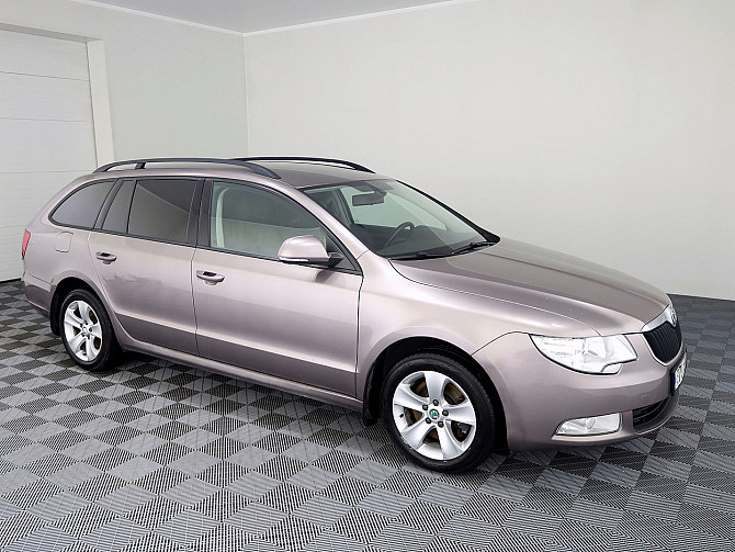 Skoda Superb Comfortline ATM 1.8 TSI 118kW Tallina - foto 1