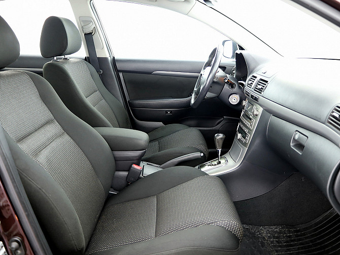Toyota Avensis Linea Sol Facelift ATM 1.8 95kW Таллин - изображение 6