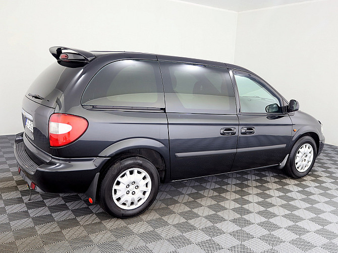Chrysler Voyager Comfort ATM 2.8 CRD 110kW Tallina - foto 3