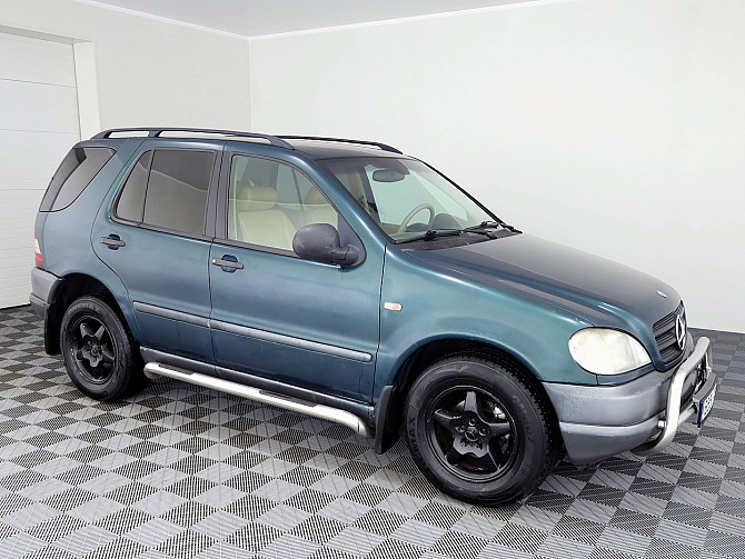 Mercedes-Benz ML 320 Luxury ATM 3.2 160kW Tallina - foto 2