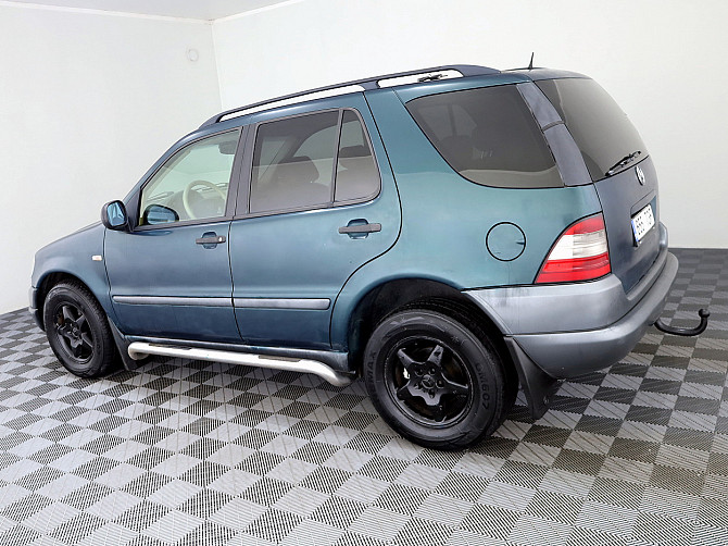Mercedes-Benz ML 320 Luxury ATM 3.2 160kW Tallina - foto 3