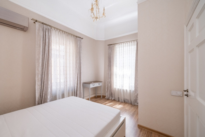 Izīrē elegantu 2 istabu dzīvokli pašā Rīgas centrā  Piedāvājumā mājīgs un pārdomāti Rīga - foto 6