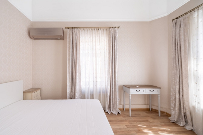 Izīrē elegantu 2 istabu dzīvokli pašā Rīgas centrā  Piedāvājumā mājīgs un pārdomāti Rīga - foto 7