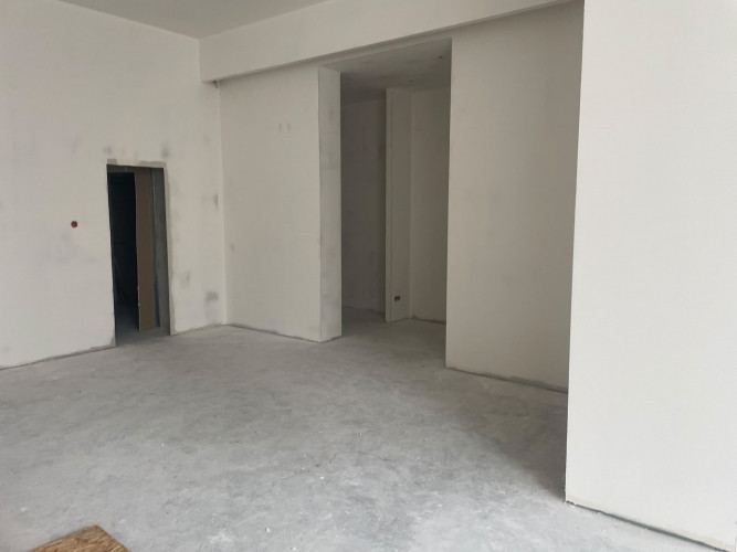 Iznomā komerctelpas Rīgas centrā. Telpas atrodas pilnībā renovētā ēkā ar ļoti teicīgu Rīga - foto 7